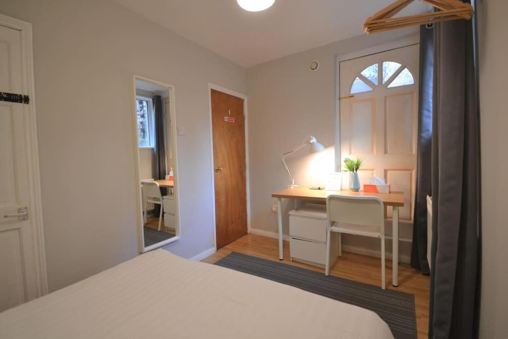 Lovely Budget Double Ensuite In Bricklane Лондон Екстер'єр фото